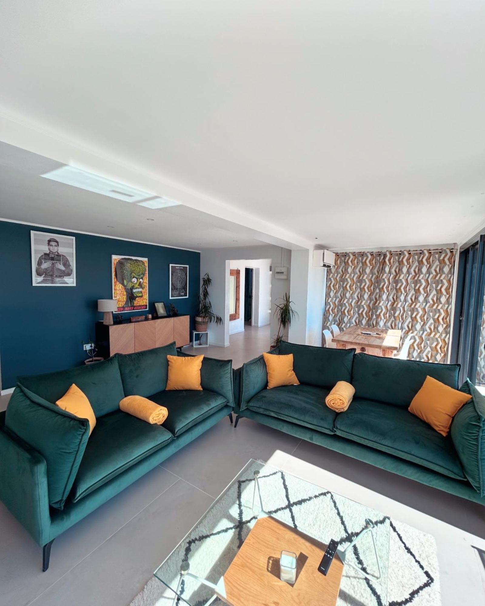 Eze - Appartement Dans Bas De Villa Avec Piscine Pres De Monaco Exterior photo